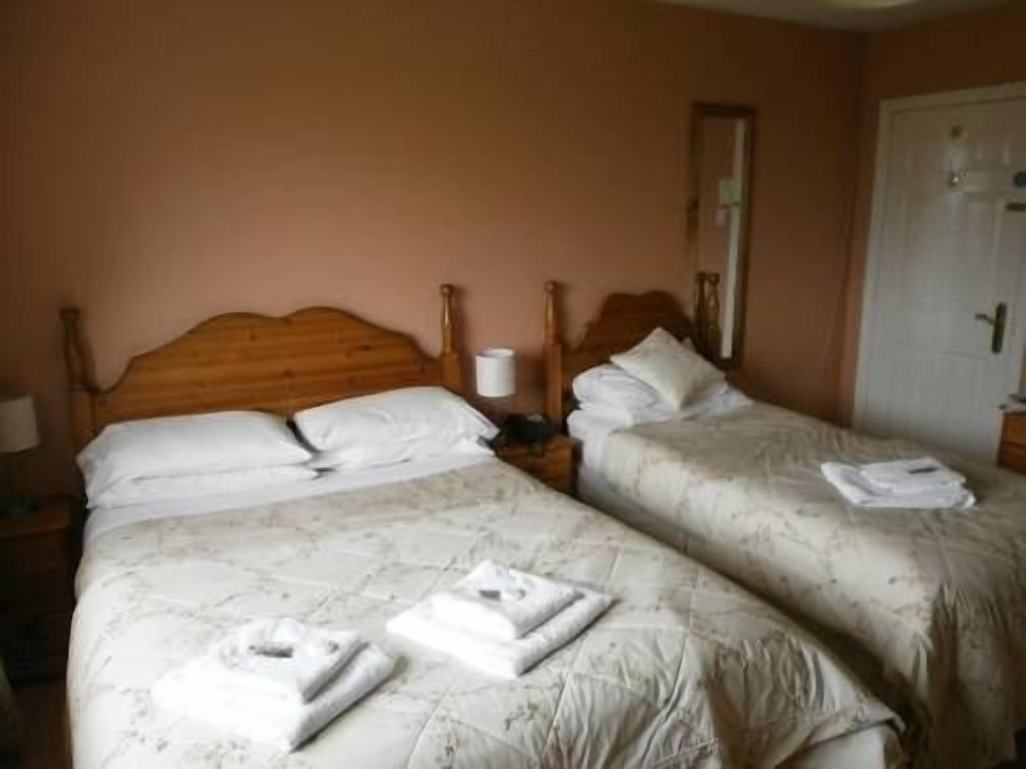 Ballinderry Inn Ballinderry Upper  エクステリア 写真